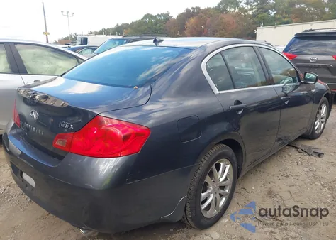 2009 Infiniti G37X z USA, uszkodzony, nr VIN JNKCV61F29M360136